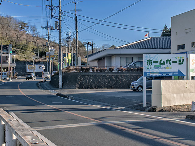 わたらせPCからもりの下のパン店駐車場画像拡大画像